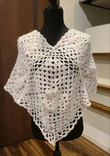 그라니 스퀘어 판초 화이트