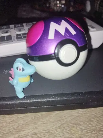 와니노코 피규어 몬스터볼 세트