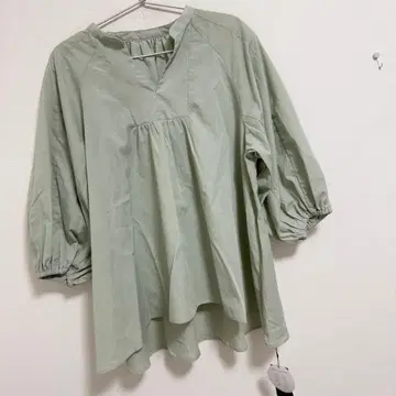 [ UR TECH ] F by ROSSO 이지 린넨 볼륨 블라우스