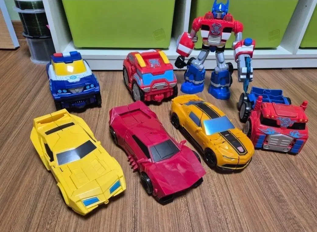 Transformer transforming toy