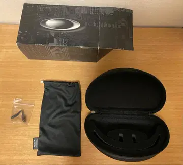 Oakley 하드 케이스 소프트 케이스 덤 포함