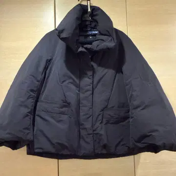 유니클로 플러스 J 하이브리드 다운 자켓 네이비 M