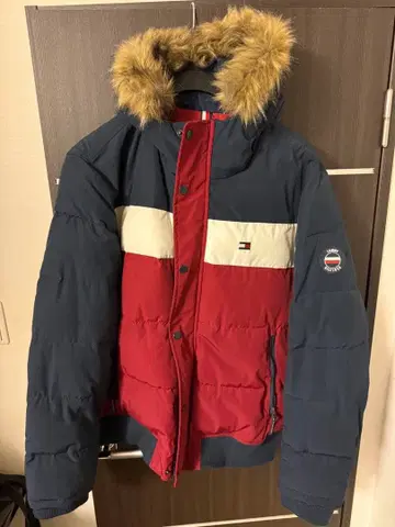 TOMMY HILFIGER 다운 자켓