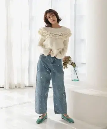 도노반 2way 부클레 숄더 프릴 니트