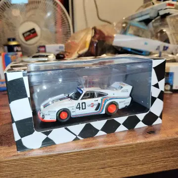 에브로 1/43 포르쉐 932 1977 호켄하임