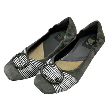 [ 새상품급 ] 골든풋 (23) 펌프스 플랫 컴포트 슈즈