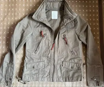 가격 인하 AVIREX 밀리터리 자켓 Ladies M