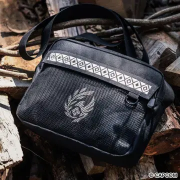 몬스터 헌터 와일즈 조사대 엠블럼 숄더백