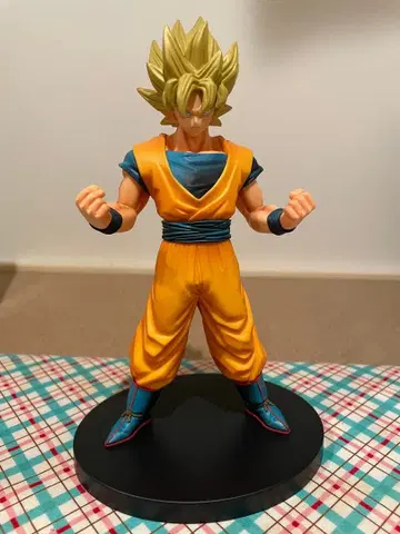 드래곤볼 Z 손오공 피규어