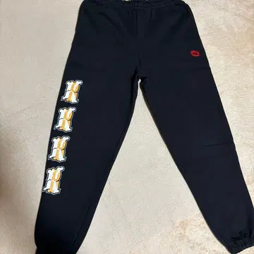 KRAZYBEE 스웨트 팬츠 L 사이즈 미사용에 가까움