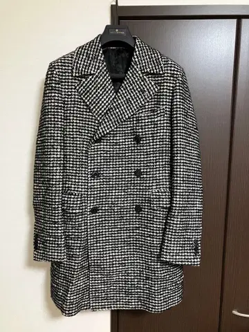 TAGLIATORE 딸리아또레 하운드 투스 코트