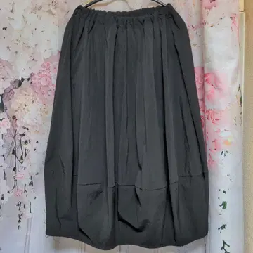 벨체베리 벌룬형 롱 스커트 블랙