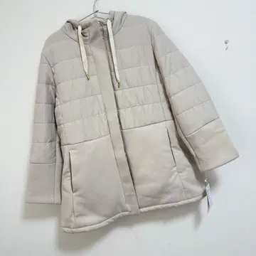 a.v.v [지속가능한] 도킹 후디드 코트