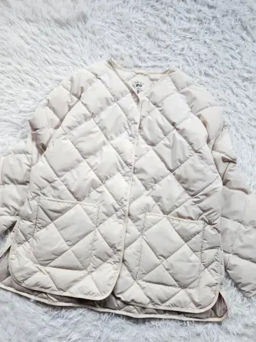 새상품급 유니클로 빅 사이즈 XL 퍼프 테크 릴랙스 자켓