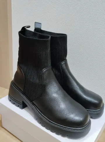 사이드 고어 부츠 블랙