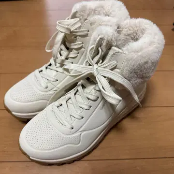 스케쳐스 보아 스니커즈