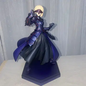 FATE 세이버 알타 피규어
