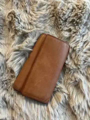 TAKEO KIKUCHI 이단 접이식 키케이스 스냅 버튼