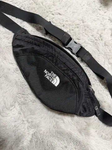 THE NORTH FACE 바디백 블랙