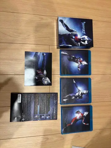 울트라맨 티가 블루레이 박스