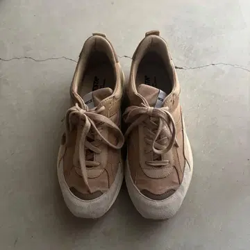 NOVESTA FLUX 노베스타 베이지 스니커즈 39