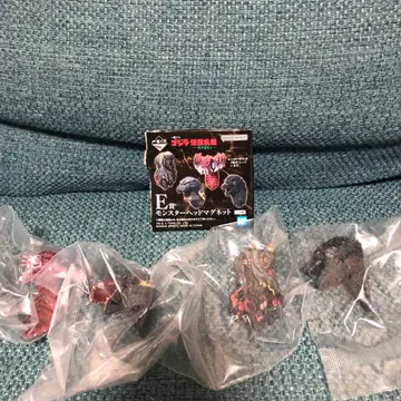 제일복권 E상 고질라 몬스터 헤드 마그넷 4개 세트 컴프