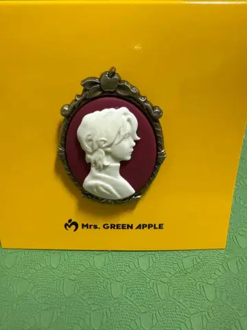 카메오 핀즈 오모리 빨간색