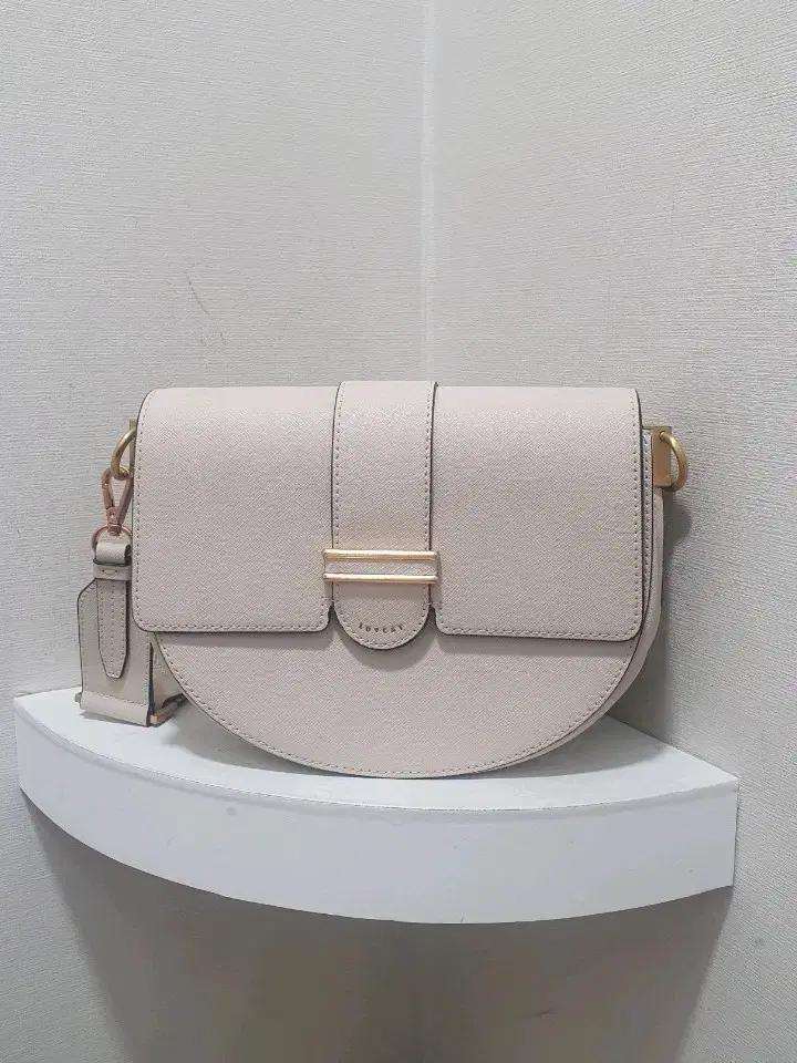 Lovcat Ivory Shoulder Bag