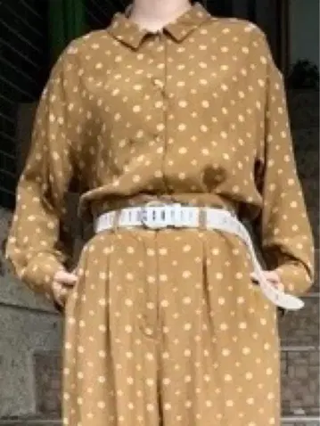 cardo fabrica 카르도파브리카 코몬 무늬 자카드 셔츠 베이지