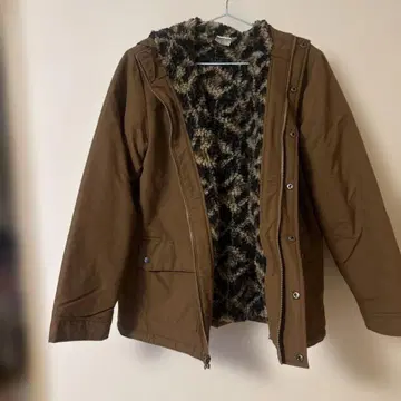 patagonia 브라운 후드 부착