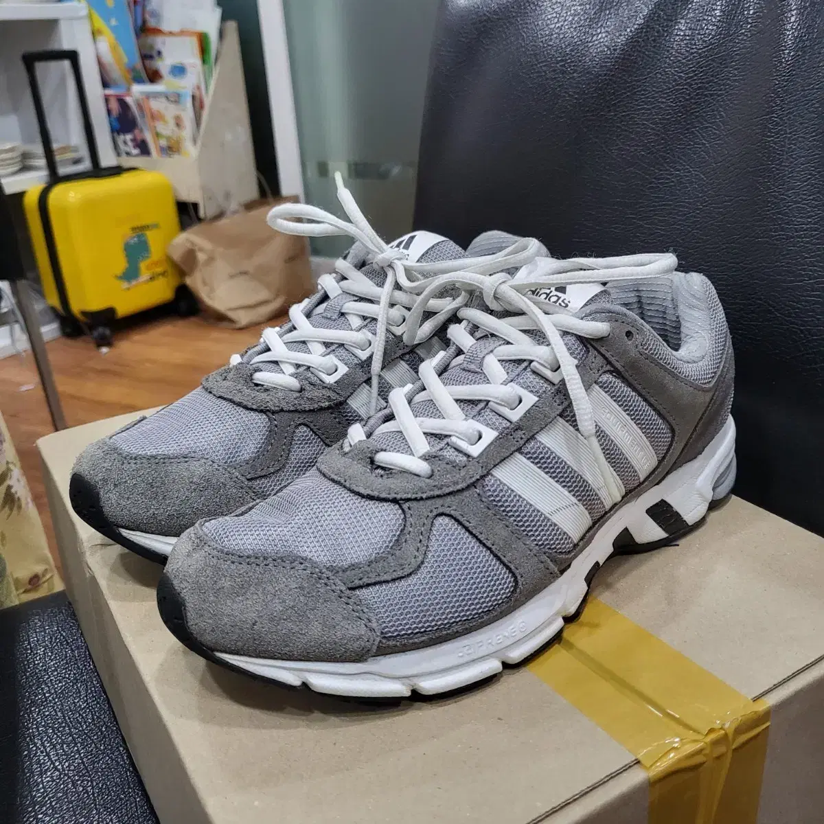 Adidas Equipment 10 Sneakers 245mm