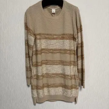 캐리 릴리 베이지 스트라이프 니트 스웨터