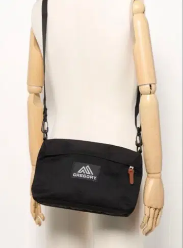 GREGORY 엔벨로프 숄더백 블랙