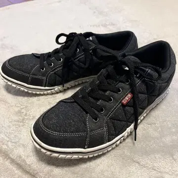 캐주얼 데님풍 스니커즈 블랙