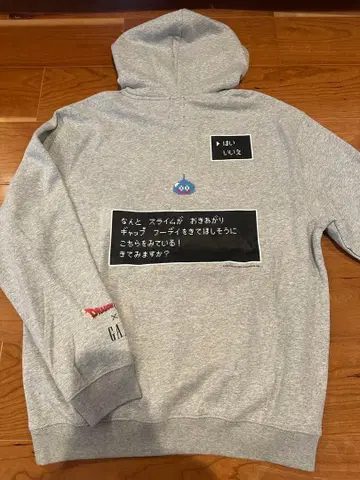 GAP 그레이 M 사이즈 후드티 드래곤 퀘스트 슬라임 미사용 새상품