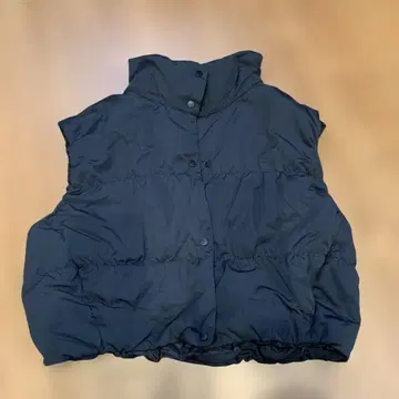 새상품급 UNIQLO C 블랙 다운 베스트 S