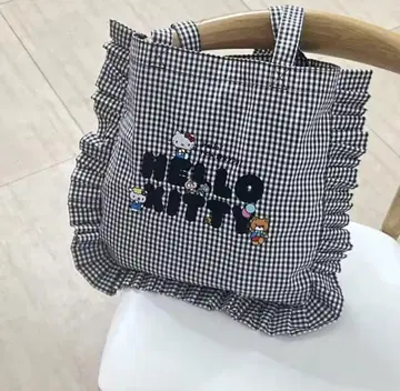 키티 토트 산리오 대용량 체크 A4 대용량 프릴 백