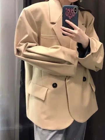 베이지 더블 버튼 테일러드 자켓