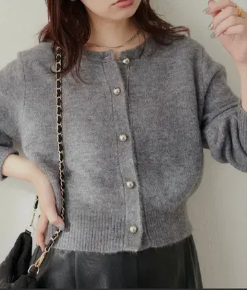 natural couture 동글단추 크루넥 가디건