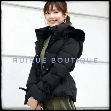 루일 에 부티크 블랙 다운 자켓 퍼 포함
