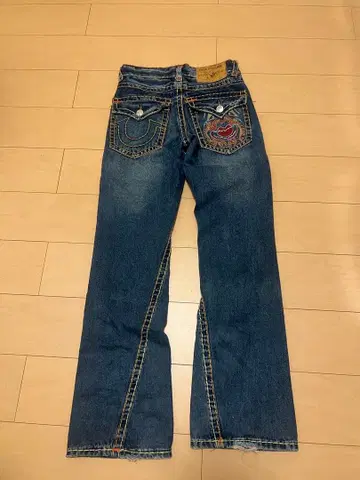 트루 릴리젼 로건 슈퍼 T 태 스티치