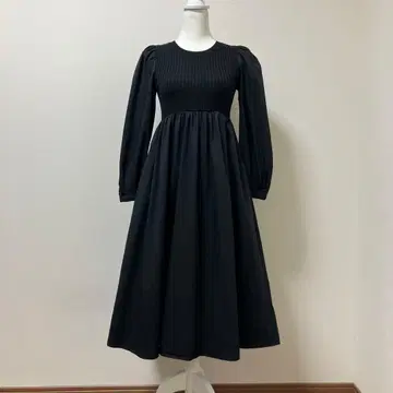 벌스데이 바쉬 롱 원피스 블랙 도킹 니트 가을 겨울