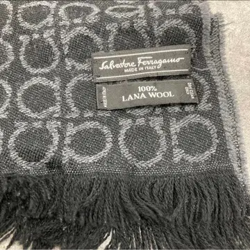 Salvatore Ferragamo 머플러 수트 남성용 페라가모