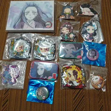 귀멸의 칼날 굿즈 묶음 판매