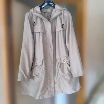 베이지 모즈 코트 아우터