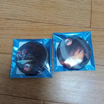 귀멸의 칼날 물의 호흡 액션 랜덤 캔뱃지 B와 C