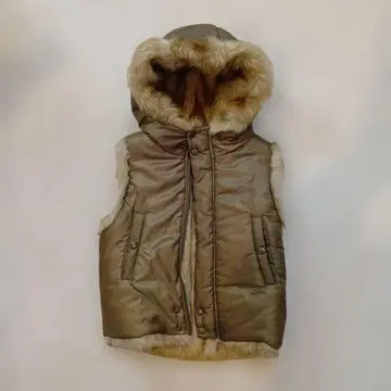 [ 새상품급 ] X-girl 후드 부착 다운 베스트 올리브 그린