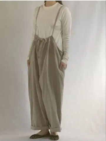 nestRobe 네스트로브 블랙 린넨 드로스트 살로펫