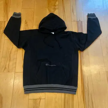 Champion 블랙 후드 부착 후드티