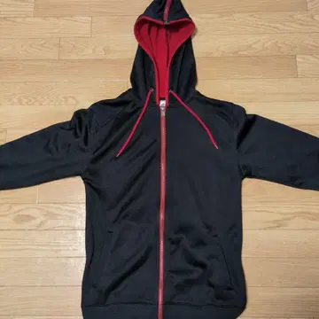 어쌔신 크리드 데즈몬드 후드티 S 사이즈